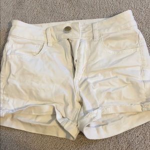 White American eagle shorts